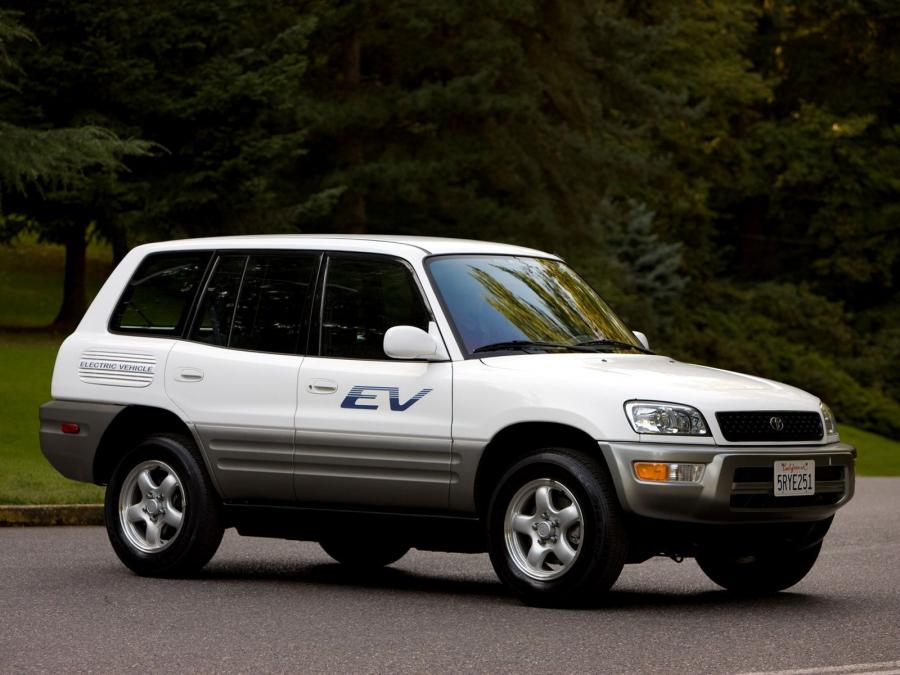  Toyota RAV4 EV 5-Door 1997 года  (фото 5 из 11)